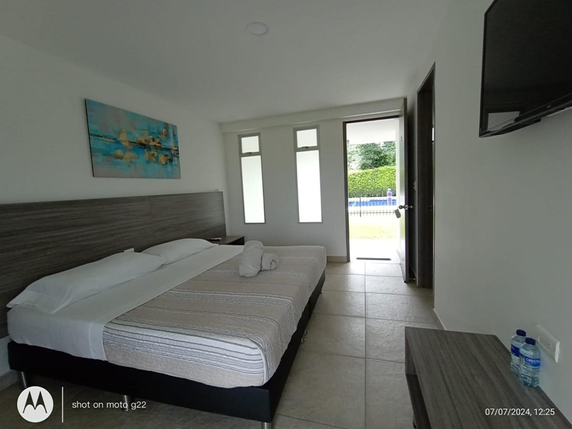 Hotel Palo Grande Cf Pereira Exterior photo